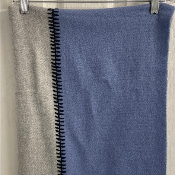 Elegant Gray and Blue Fringed OS Scarf or Wrap Wool Blend  28”wide x 70” Long - Picture 2 of 9